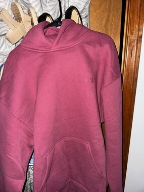XL COMFRT MINIMALIST HOODIE - Berry 🍓 BRAND NEW NEVER WORN!